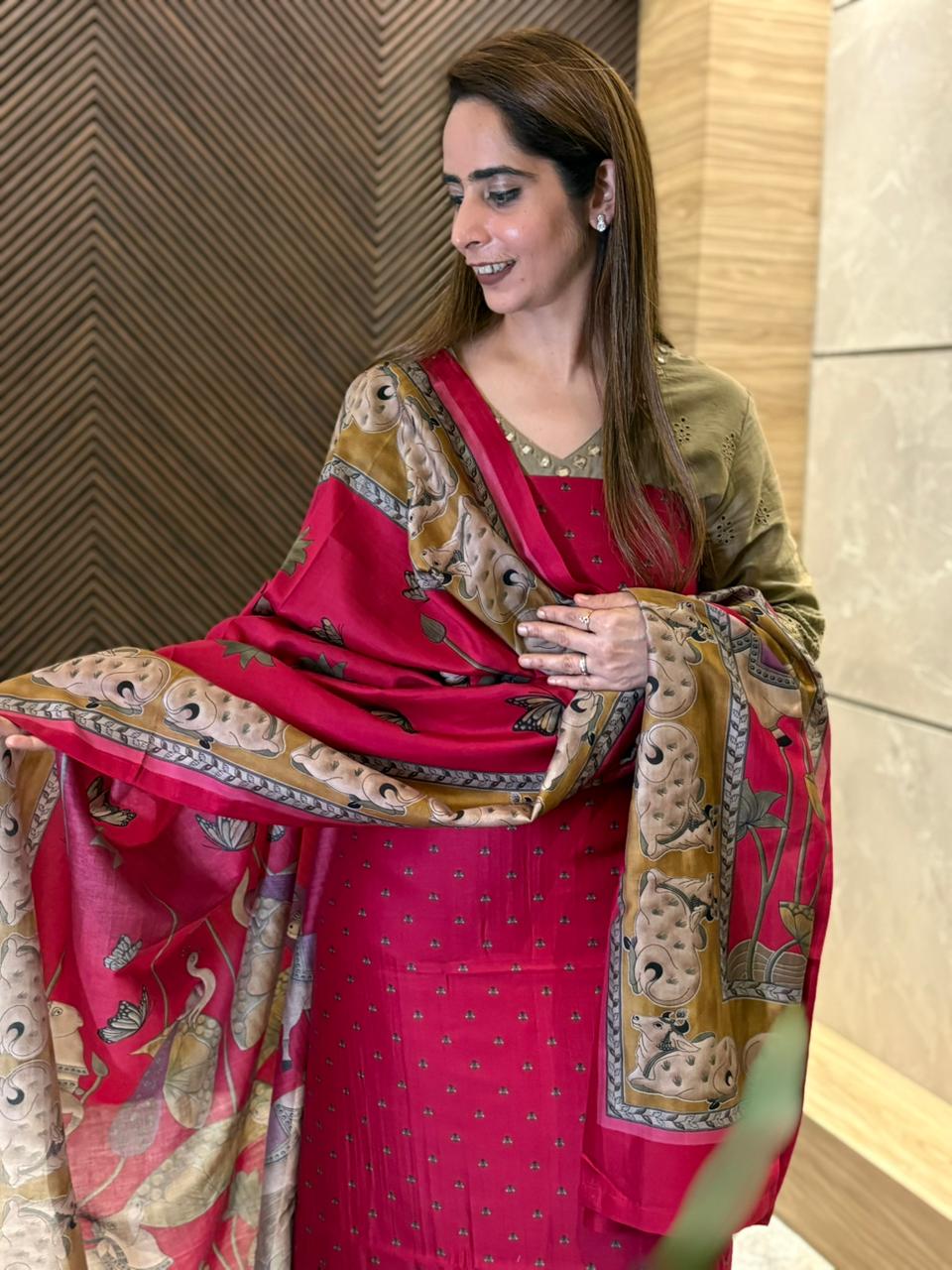 Stunning Maheshwari cotton unstitched suit