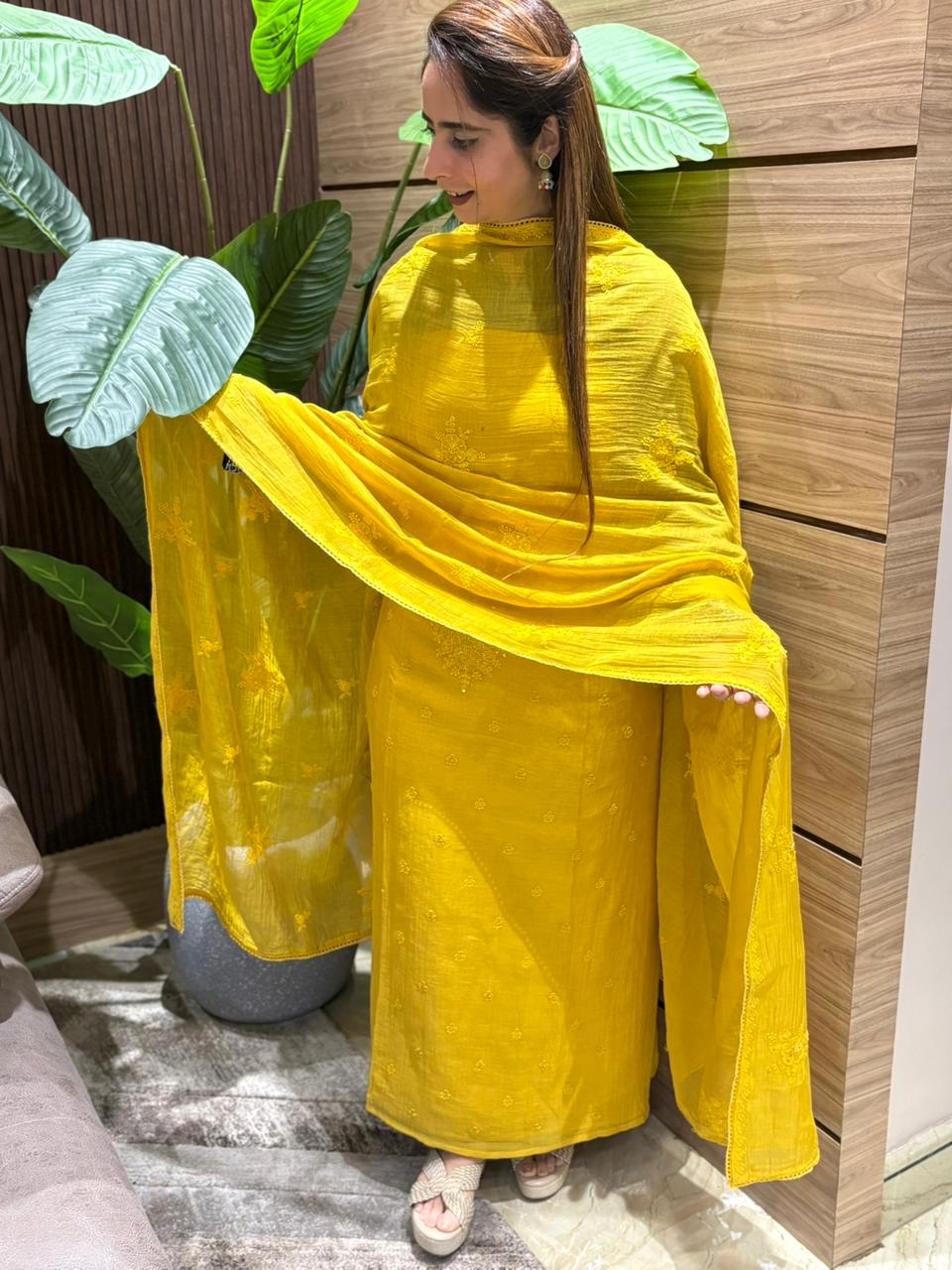 Mul cotton unstitched suit is your everyday luxury