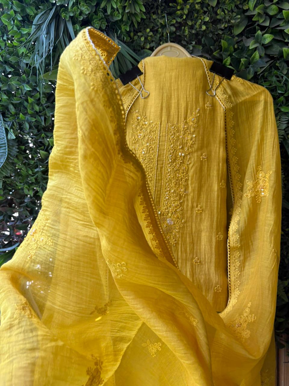 Mul cotton unstitched suit is your everyday luxury