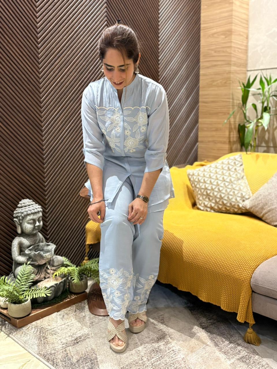 Effortless elegance with this beautifully designed cord set