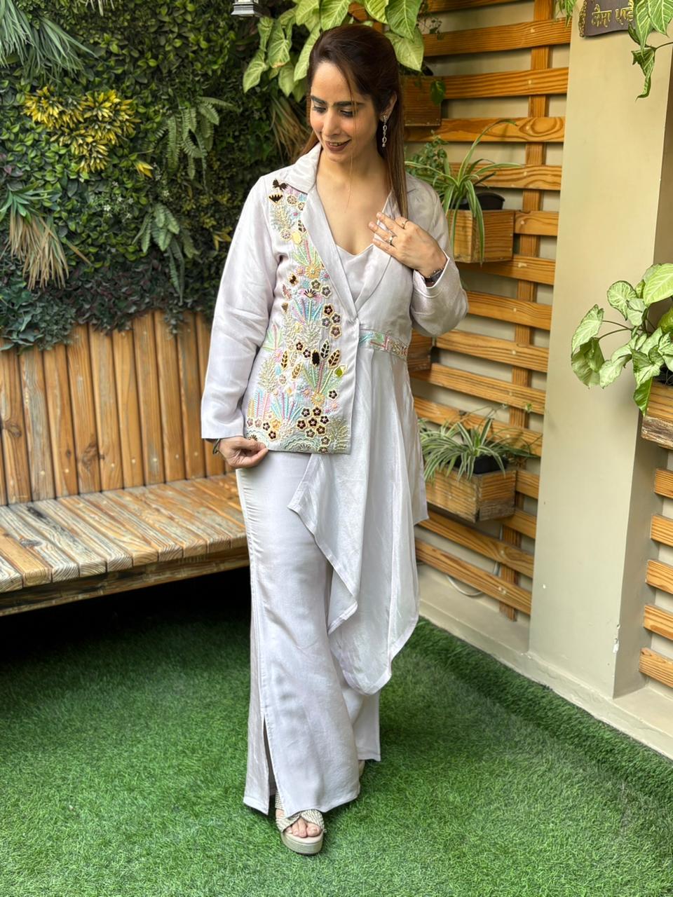 Modern styling with this stunning cord set