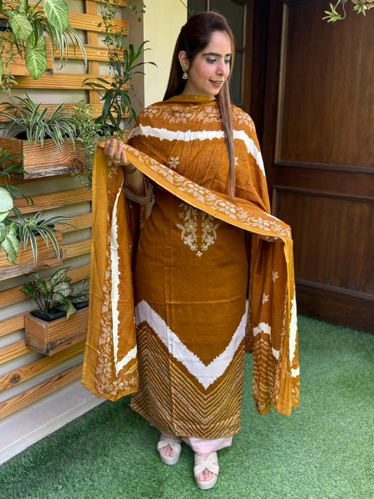 Beautiful unstitched muslin cotton suit set