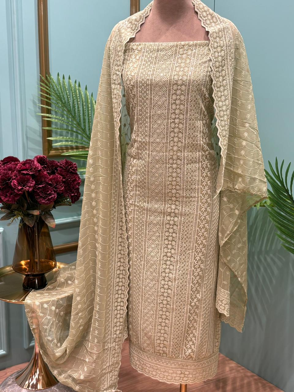 Unstitched suit crafted in flowy georgette fabric