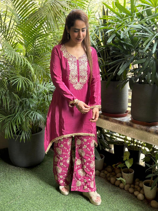 Elegance with this stunning cord set