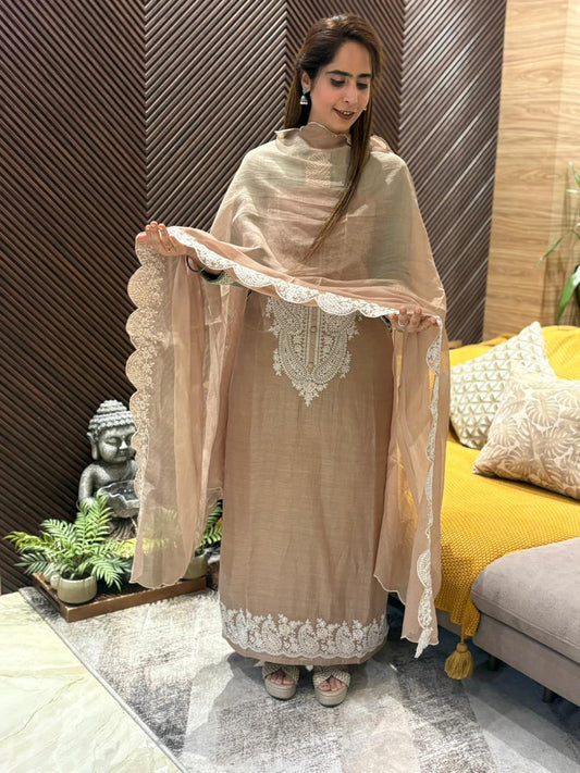 Elegance with this beautiful unstitched suit