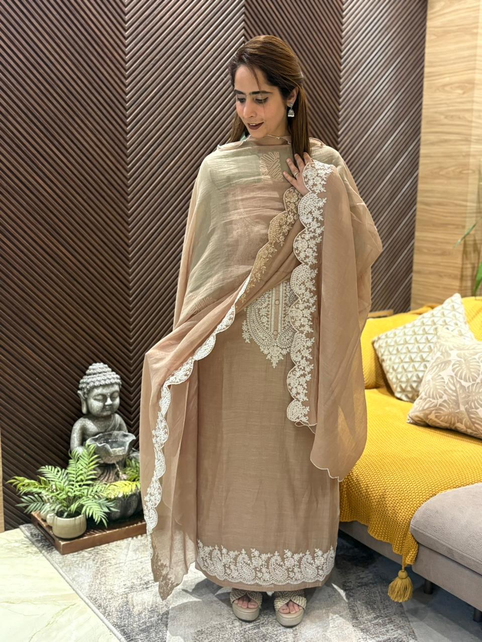 Elegance with this beautiful unstitched suit