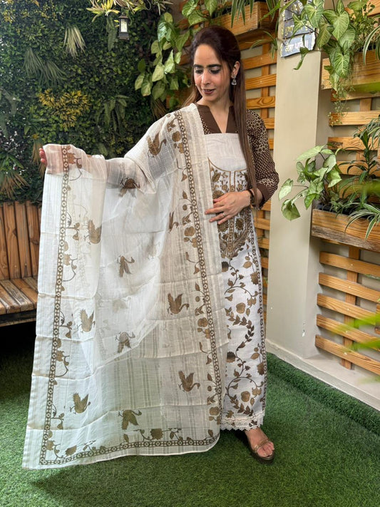 Elegance with our beautifully designed unstitched suit set