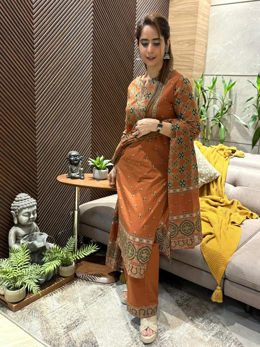 Beautifully designed cotton kurti set