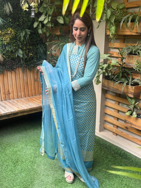 Stunning unstitched suit