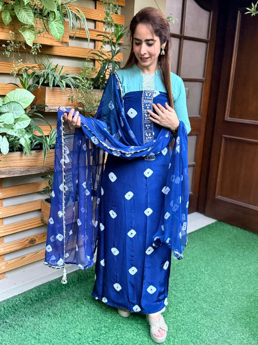Stunning design unstitched suit