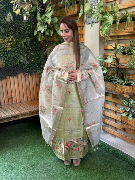 Beautiful unstitched suit