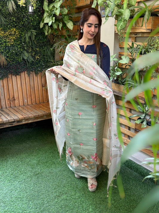 Beautiful unstitched suit