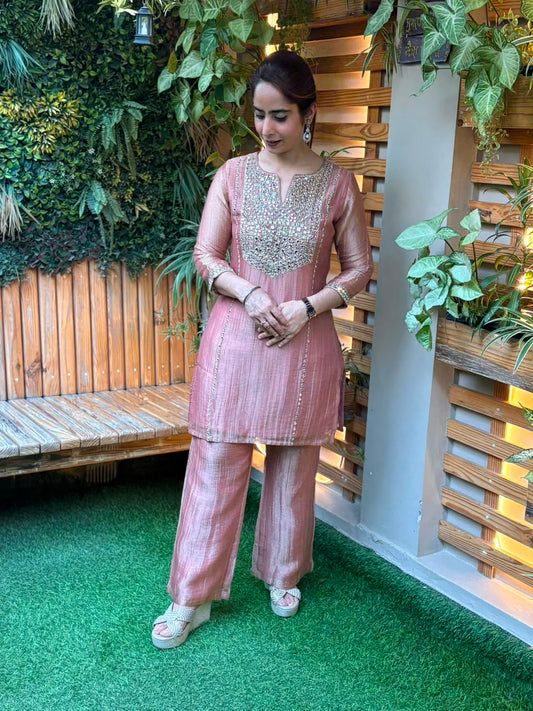 Gorgeous shimmer tissue fabric kurta set