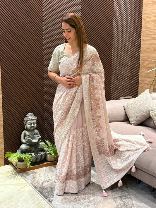 Stunning running saree crafted in pure georgette fabric