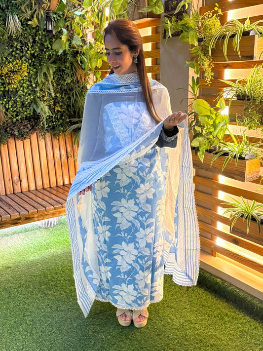 Beautiful unstitched cotton suit