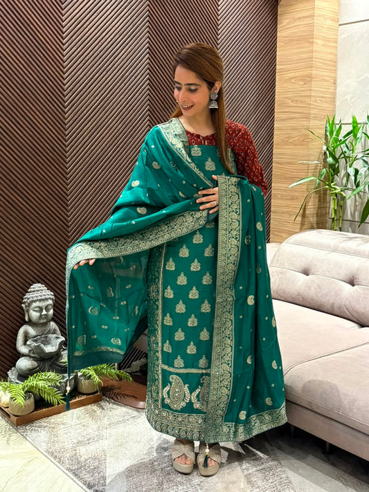 Luxurious Uppada silk fabric unstitched suit