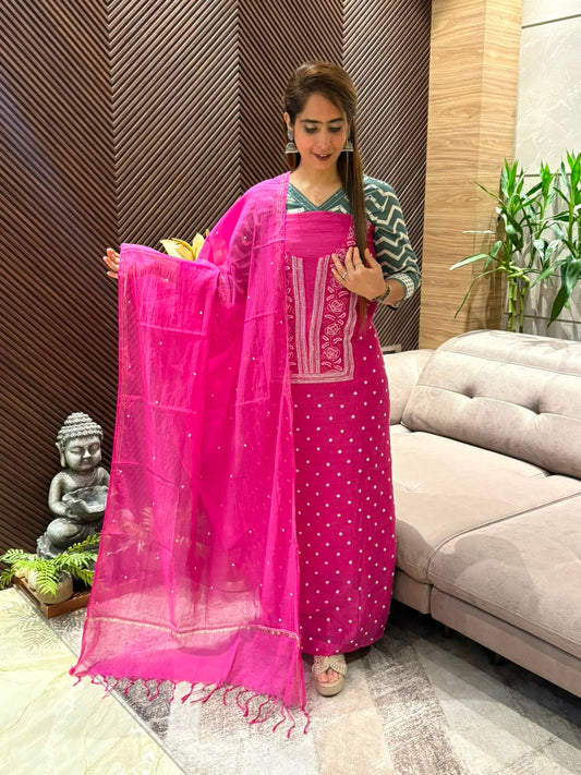 Elegant unstitched suit set