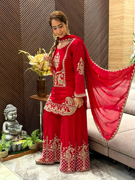 Stunning Chinon fabric kurta set
