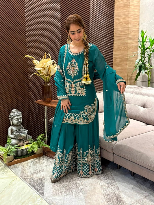 Stunning Chinon fabric kurta set