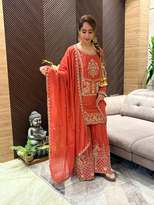 Stunning Chinon fabric kurta set