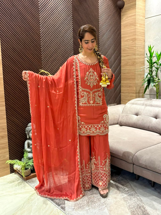 Stunning Chinon fabric kurta set