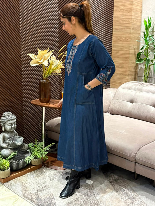 Elegant denim dress