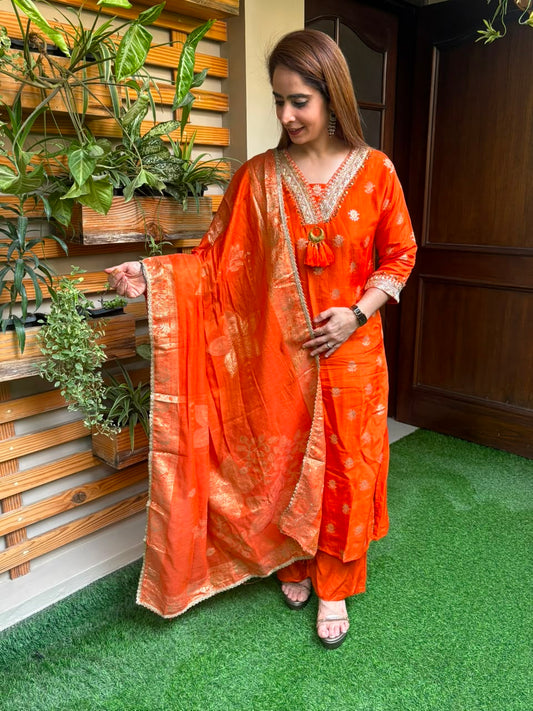 Luxurious silk kurta set