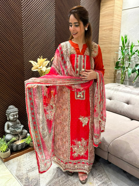 Elegant unstitched suit set
