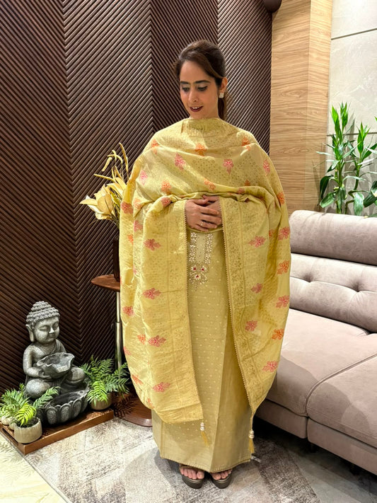 Luxurious Chandari silk unstitched suit