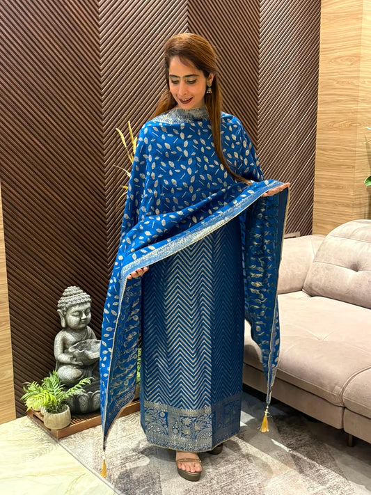 Timeless exquisite unstitched suit
