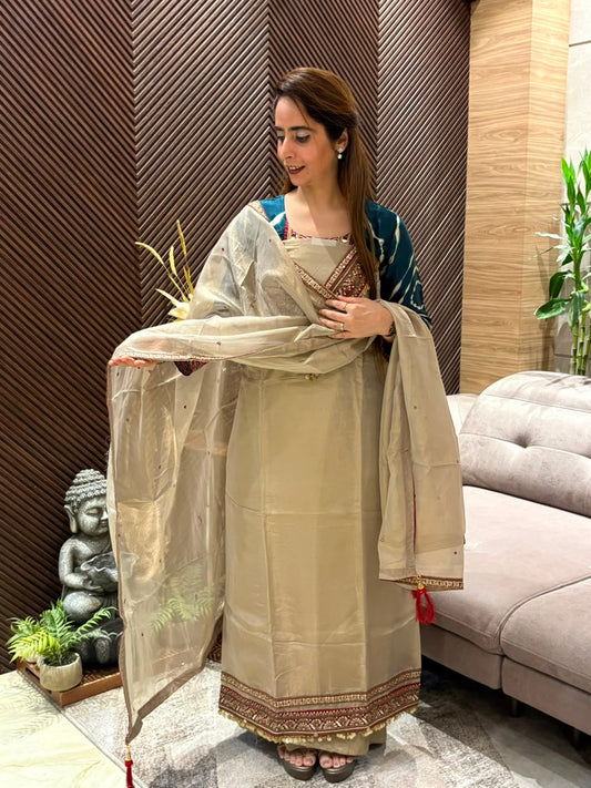 Luxurious tissue organza unstitched suit