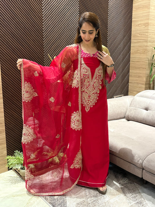 Luxurious silk unstitched suit set