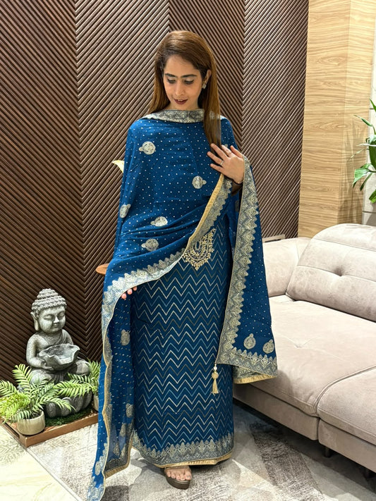Luxurious Chinon unstitched suit