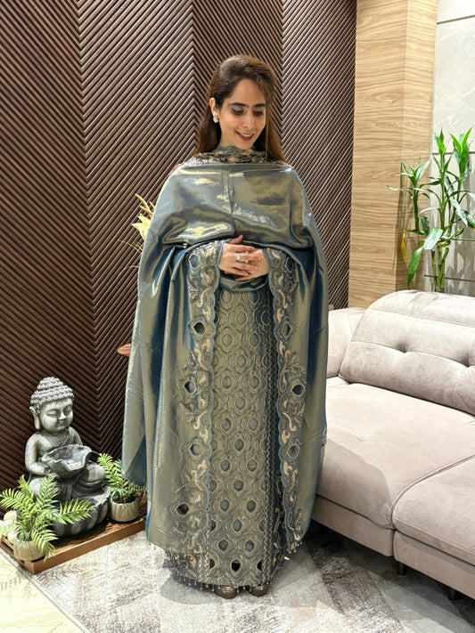Shimmering tissue luxurious unstitched suit
